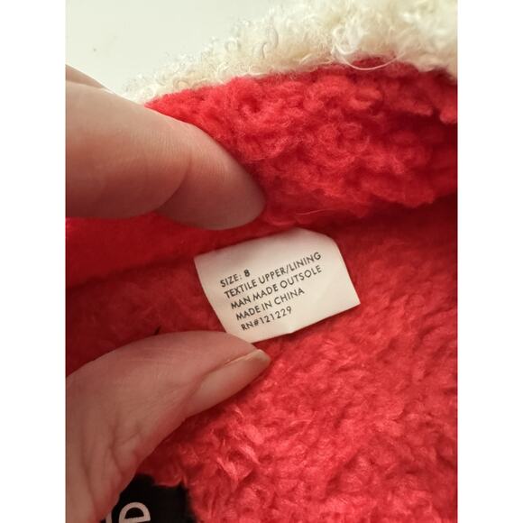 Kensie Sherpa Memory Foam Strawberry Print Slip On Slippers Women’s Size 8 - Picture 8 of 9